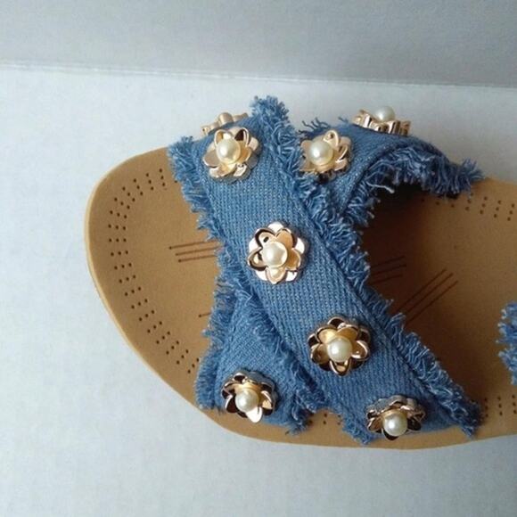 Forever Jeans & Rose Gold Flower Sandals Size 5 - Picture 5 of 7